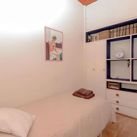 Apartment Eixample Esquerre Arago Rocafort By Interhome Barcelona Exterior foto
