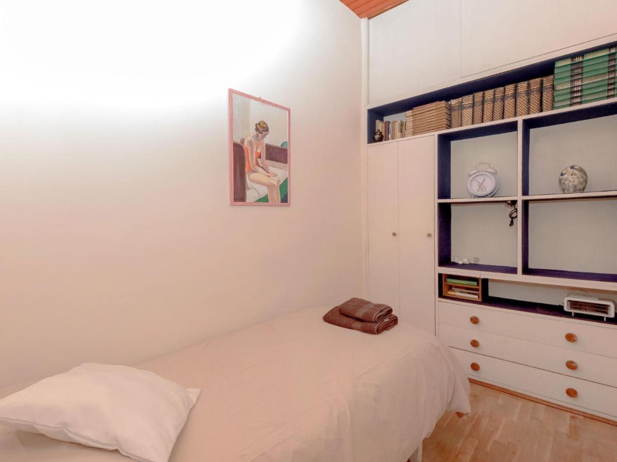 Apartment Eixample Esquerre Arago Rocafort By Interhome Barcelona Exterior foto